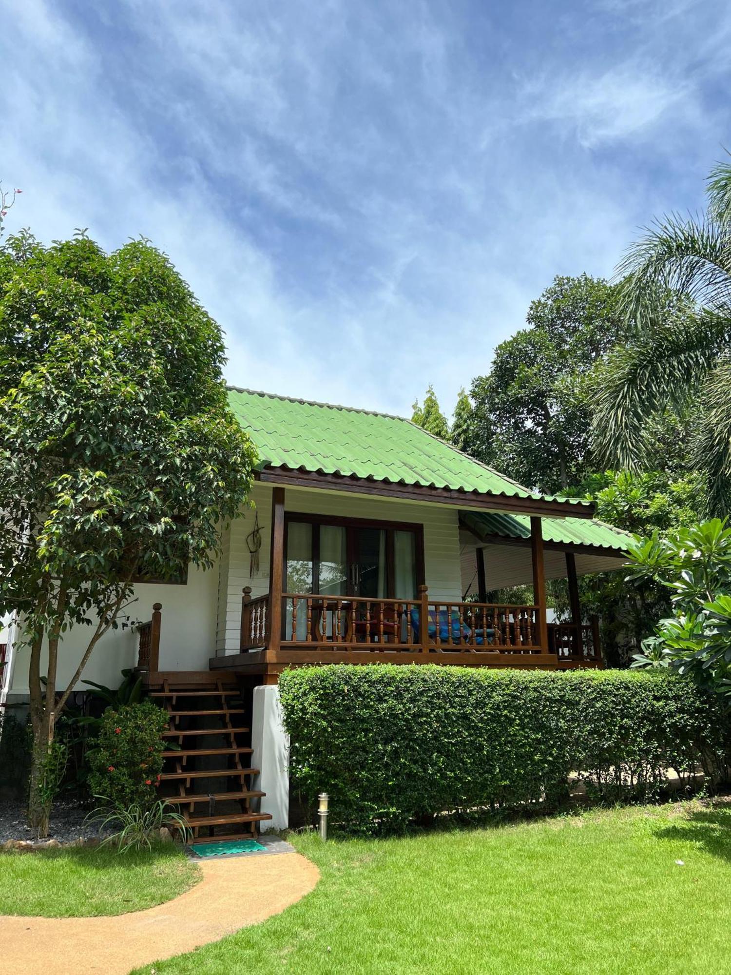 The Joy Beach Villas Hinkong Esterno foto