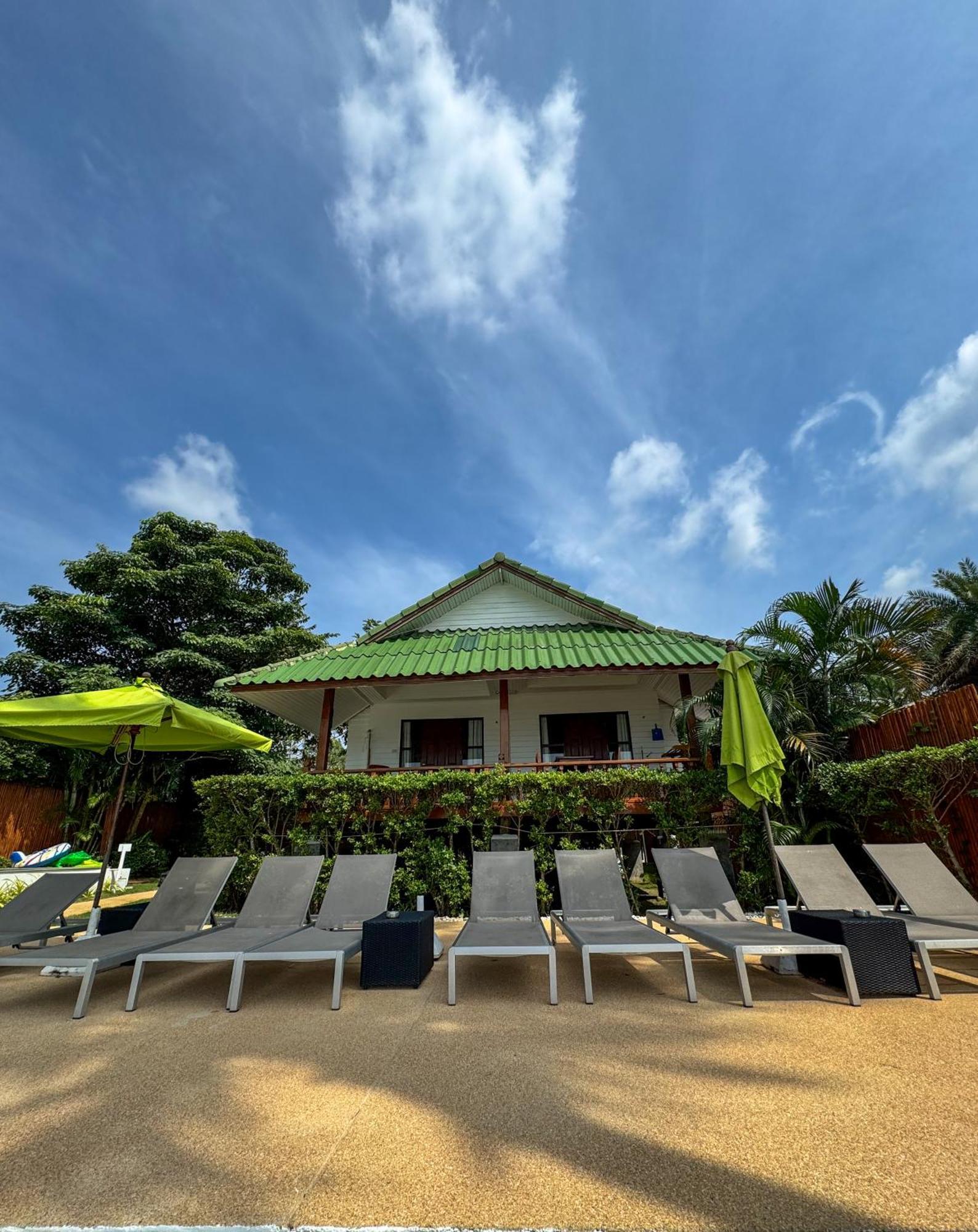 The Joy Beach Villas Hinkong Esterno foto